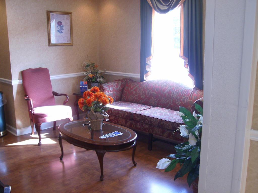 Comfort Inn Martinsville Buitenkant foto